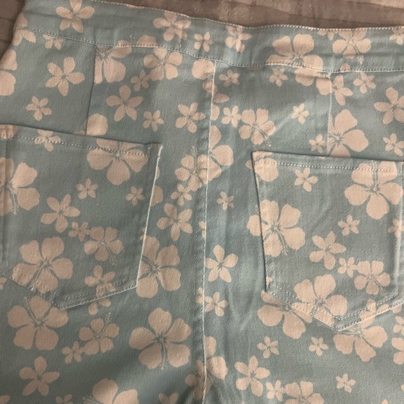 Bell Bottom Jeans - Picture 3 of 3